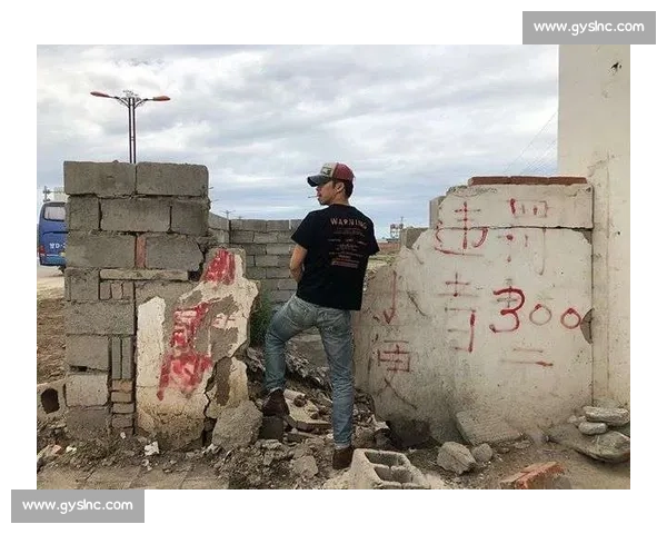 公众场合这般举动,与脱衣示众何异? 公众场合这般举动,与脱衣示众何异?