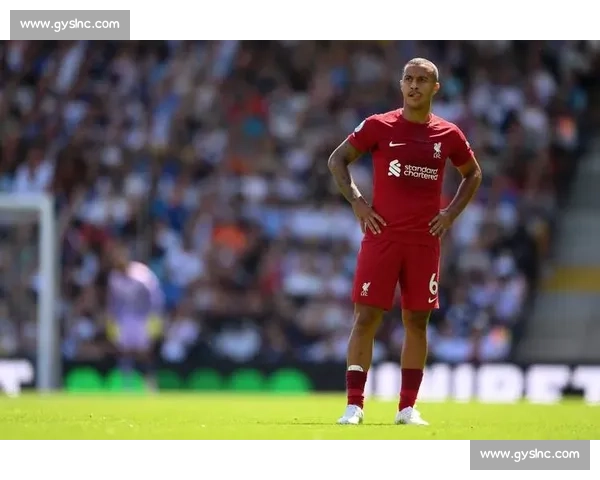 蒂亚戈：巴萨战术核心纽带，税务风波后的回归之路